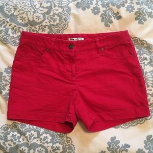 Red Jean Shorts ✌🏻